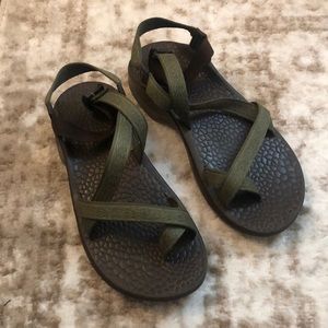 Men’s chacos Vibram